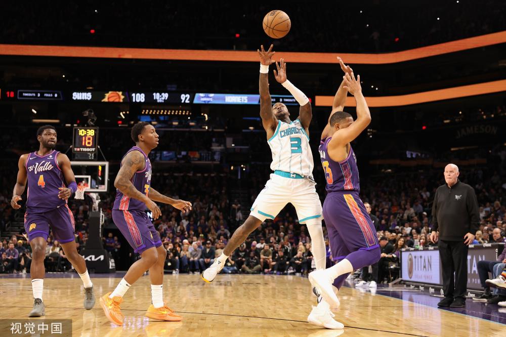 NBA官方公布：亚历山大当选3月最佳球员，追梦荣膺最佳防守球员.